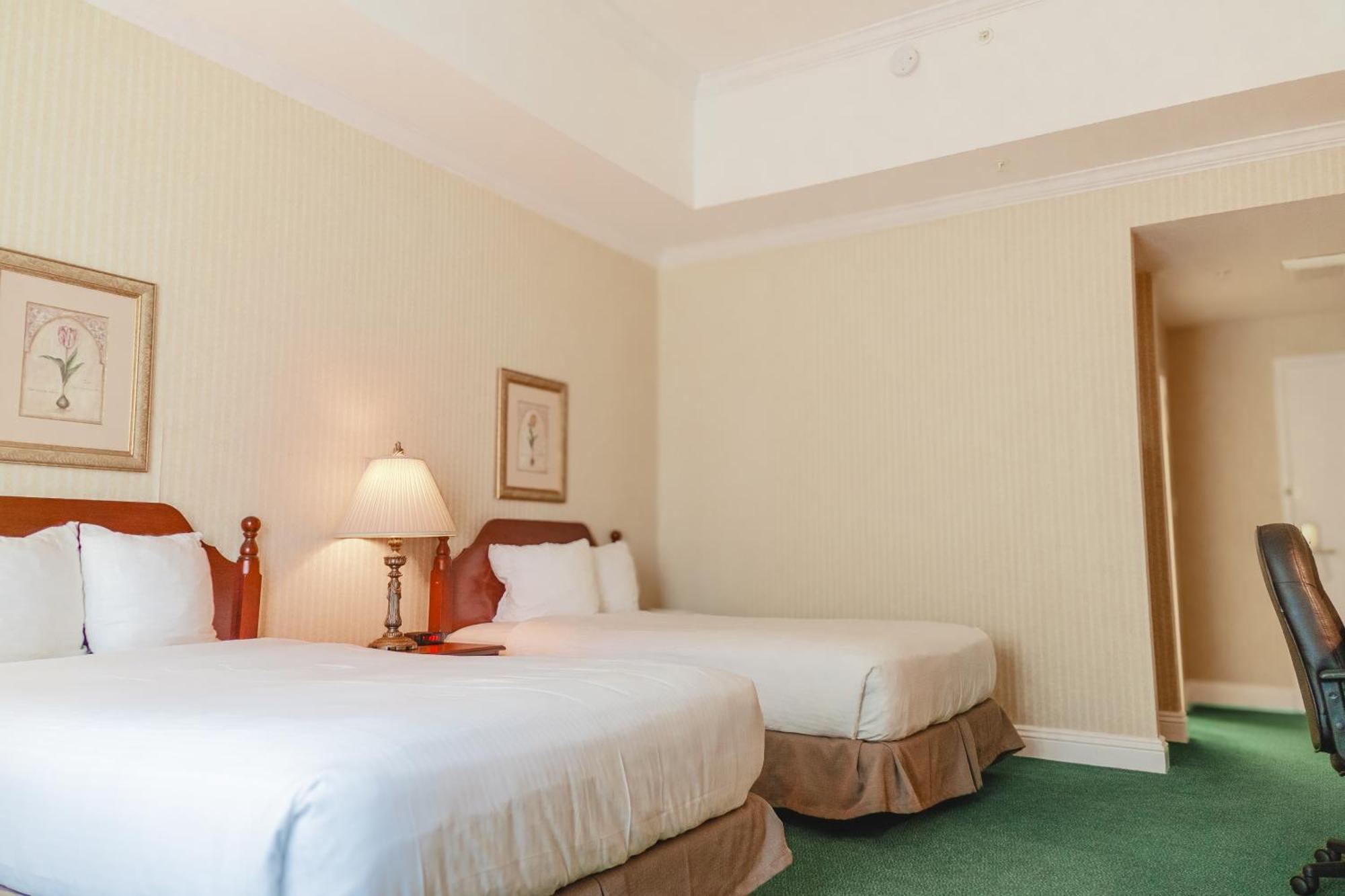 גרימסבי The Casablanca Hotel מראה חיצוני תמונה